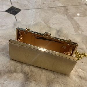 GOLD DATE NIGHT PURSE